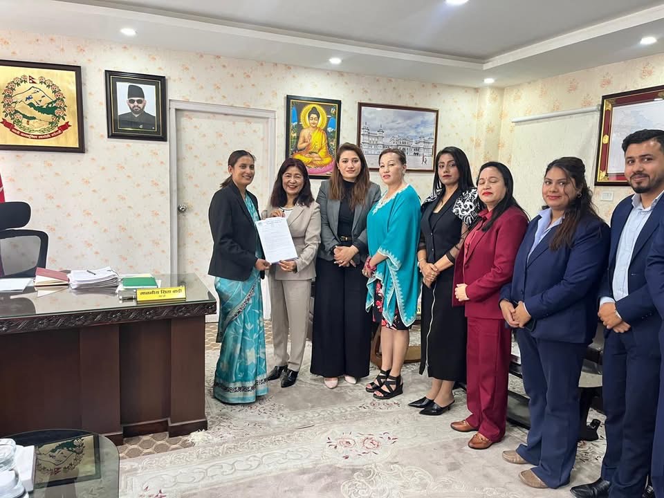 एनआरएनए महिला नेतृत्वको टोलीद्वारा मन्त्री सीता बादीसँग भेट, सडक बालबालिका परियोजना र महिला विश्व सम्मेलनबारे छलफल